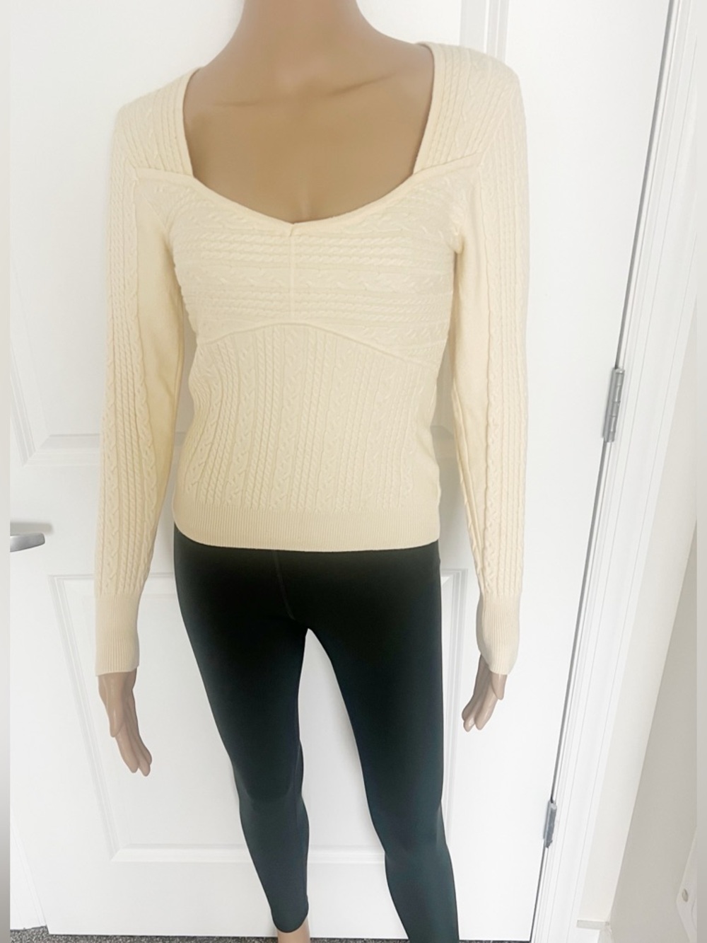 Medium NWOT Heartloom Ribbed Top